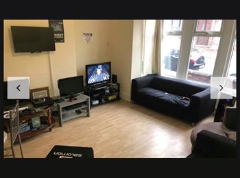 Roomgo UK - House share in headingly, Headingley - £524 pcm