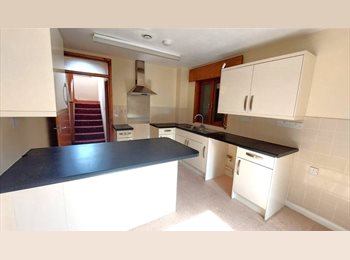 Roomgo UK - 7 Bed property for £800 PCM in Birmingham, Sparkbrook - £800 pcm