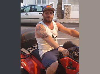 Roomgo UK - Davi - 37 - South Shields