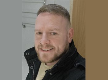 Roomgo UK - Leeroy - 41 - Thornhill