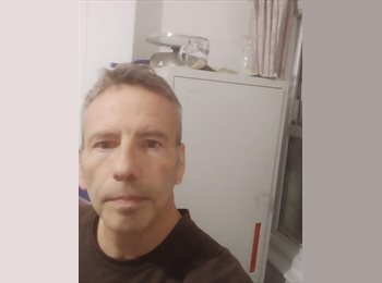 Roomgo UK - francisco - 61 - London