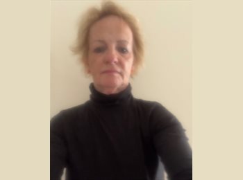 Roomgo UK - Teresa - 67 - Basingstoke