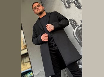 Roomgo UK - Arian - 20 - Surbiton