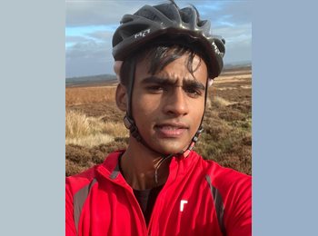 Roomgo UK - Kamil Amin - 19 - Charing Cross