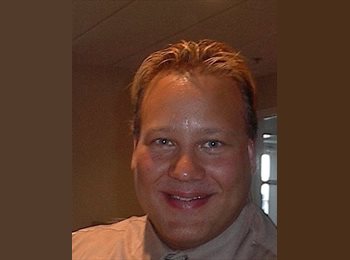 Roomgo UK - Lukas - 32 - Birmingham