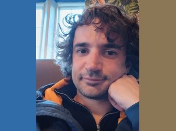 Roomgo UK - Felix - 35 - Withington