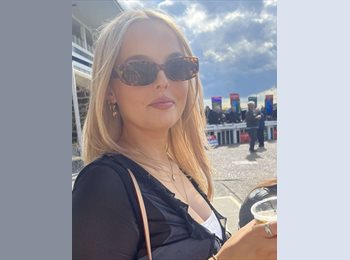 Roomgo UK - Francesca - 20 - Charing Cross