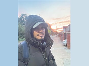 Roomgo UK - Nazareth Rodrigues  - 40 - Lampton