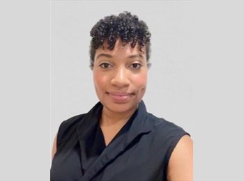 Roomgo UK - Elisha - 31 - Charing Cross