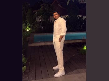 Roomgo UK - Arya - 21 - Newington