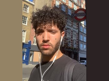 Roomgo UK - Hichame - 27 - Hammersmith