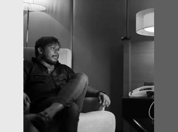 Roomgo UK - Nerrella - 25 - Wealdstone