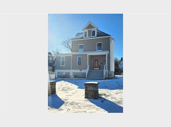 Roomgo US - $800 Room for Rent (Private Bath), Hanlon Longwood - $800 pm