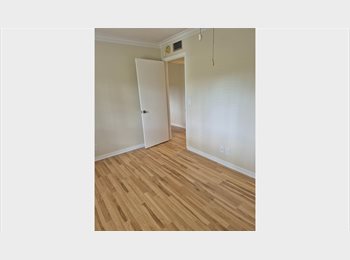 Roomgo US - Room available greenacres/lake worth $950, Greenacres - $950 pm