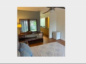 Roomgo US - ROOM FOR RENT, Country Club - $1,000 pm