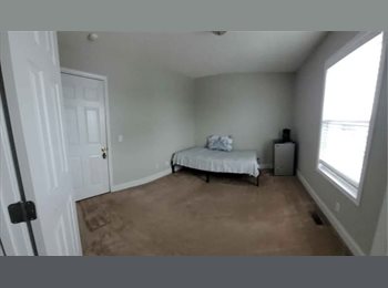 Roomgo US - Spacious Affordable Room for Rent in Quiet, Clean Home, Smyrna - $775 pm