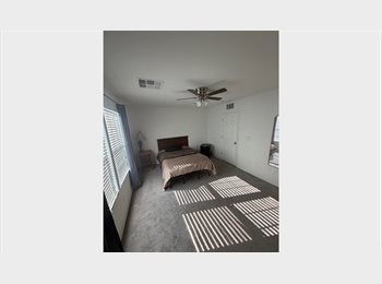 Roomgo US - Big Room for Rent, United States - $700 pm