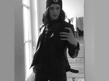 Roomgo US - Sofia - 26 - Cumberland