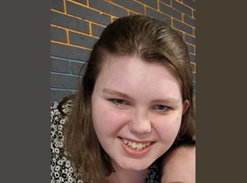 Roomgo US - Brie - 24 - Houston