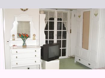 Roomgo AR - Habitación para   señoritas, Buenos Aires - AR$ 350.000 pm