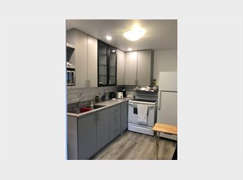 Roomgo CA - Private Room Across University Of ottawa, Ottawa - $1,100 pcm