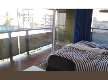 CompartoDepto CL - Habitación Cerca del metro U. Católica con calefacción., Santiago Centro - CH$250.000 por mes