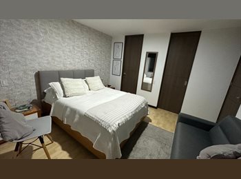 CompartoApto CO - Habitación con baño privado en Poblado loma Balsos, Envigado - COP$ 2.400.000 por mes