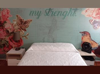 CompartoApto CO - HABITACIÓN CON BAÑO PRIVADO DISPONIBLE, A UNOS PASOS DE LA ESTACION FLORESTA, BARRIO LAURELES ESTADI, Medellín - COP$ 1.200.000 por mes