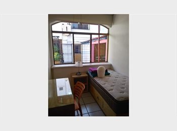 Roomgo MX - Del Fresno . Habitación amueblada, Guadalajara - MX$4,100 por mes