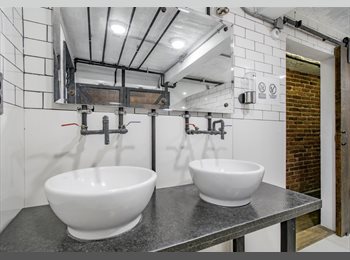 Roomgo MX - Single Queen Room in Coliving, Gustavo A. Madero - MX$7,060 por mes