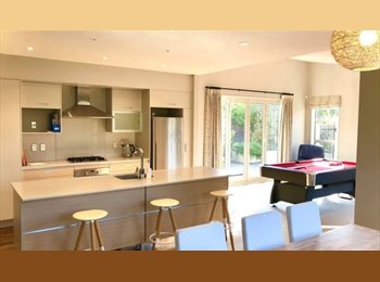 Roomgo NZ - Premium room in Modern house in Hillmorton, Christchurch - $210 pw