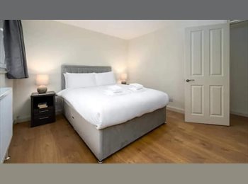 Roomgo UK - Double room £300 per month, bills inc. Close to city centre and Uni! Read below for more details! Si, Barras Heath - £250 pcm