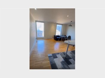 Roomgo UK - En Suite room- City Center !, Anderston - £930 pcm