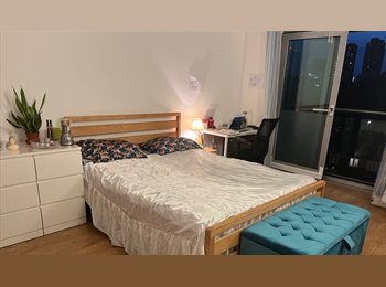 Roomgo UK - Large Ensuite Double Room with Juliet Balcony & Shard View — Zone 1 (Lambeth North), Newington - £1,300 pcm