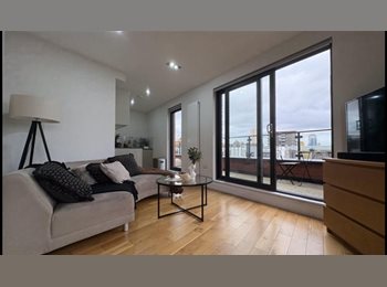 Roomgo UK - Lux DBL Room in 2 bed Penthouse Apartment With Balcony, Poplar - £1,300 pcm