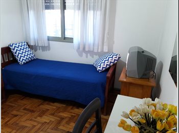 Roomgo AR - Habitación INDIVIDUAL a la calle para señorita ESTUDIANTE, Buenos Aires - AR$ 350.000 pm
