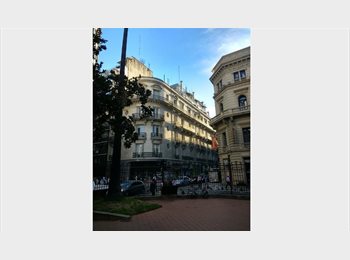 Roomgo AR - Cuarto Luminoso frente a Galerías Pacífico, Buenos Aires - AR$ 650.000 pm