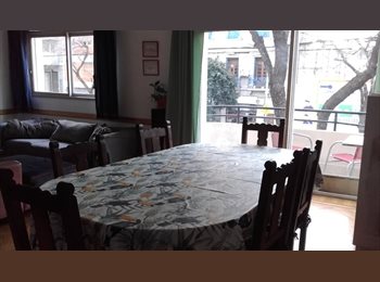 Roomgo AR - ALQUILO HABITACION EN HERMOSA CASA COMPARTIDA EN BOEDO, Buenos Aires - AR$ 350.000 pm