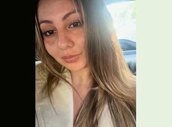 Roomgo AR - Melanie  - 23 - San Isidro