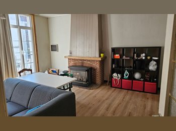 Appartager BE - Chambre meublée dans collocation de 3 disponible, Tournai - 400 € pm