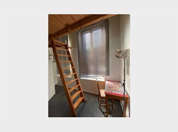 Appartager BE - Room in popular community house, Saint Gilles Sint Gillis - 585 € pm