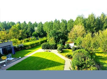 Appartager BE - Grande chambre mansardée au vert, Hélécine - 600 € pm