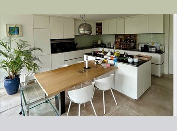 Appartager BE - 2 chambres spacieuses et très lumineuses dans une villa entièrement rénovée, Chaudfontaine - 500 € pm