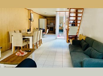 Appartager BE - Chambre a Louer ,dans une Maison de 3habi, Ledegem - 600 € pm