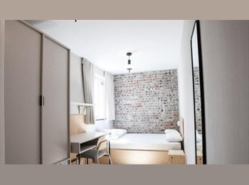 Appartager BE - Chambre Premium Coloc 270m2 Av. Milcamps, Etterbeek - 930 € pm