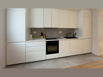 Appartager BE - 1 chambre meublée avec douche privée dans une colocation, Uccle-Ukkel - 675 € pm