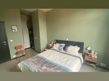 Appartager BE - Spacious Double Room with Dressing & Garden View — Koekelberg, Molenbeek Saint Jean - Sint Jans Molenbeek - 789 € pm