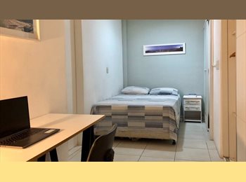 Roomgo BR - Ótimo quarto em Botafogo, Humaitá - R$ 3.500 Por mês