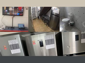 Roomgo BR - Waka Pensão ao lado de tudo que você precisa!!, Tatuapé - R$ 500 Por mês