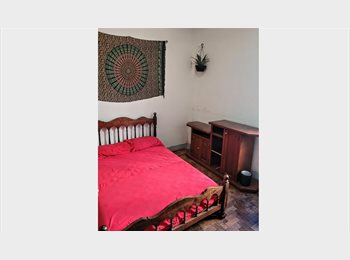 Roomgo BR - Quarto mobiliado no centro. Praça Tiradentes, metrô carioca, Lapa - R$ 1.200 Por mês